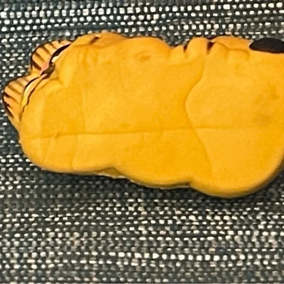 Vintage 1981 Garfield Rubber Eraser/Toy! - Picture 8 of 8